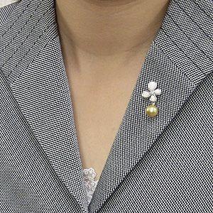 ブローチ 花 真珠ブローチ パールブローチ パール 真珠 ピンブローチ 南洋白蝶真珠 白蝶貝 フラワー 花モチーフ フォーマル プレゼント ご褒美 自分買い puの画像