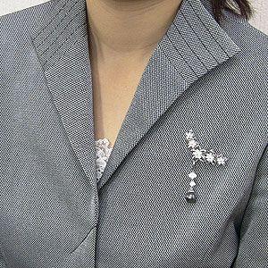 ブローチ 花 真珠パールブローチ タヒチ黒蝶真珠 グリーン系 10mm 黒真珠 ブラックパール 白蝶貝 花モチーフ 送料無料 プレゼント ギフト ご褒美 自分買い puの画像