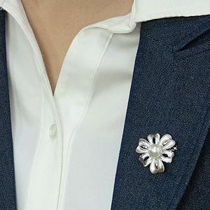 ブローチ 花 パール 真珠 ペンダントブローチ 南洋白蝶真珠 ホワイト系 直径10mm シルバー 送料無料 フォーマル プレゼント ギフト ご褒美 自分買い puの画像