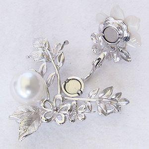 ブローチ 花 パール 真珠 ペンダントブローチ 南洋白蝶真珠 ホワイト系 10mm 白蝶貝 花モチーフ シルバー 送料無料 プレゼント ギフト ご褒美 自分買い puの画像