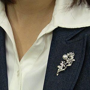 パール ブローチ パールブローチ 真珠ブローチ ３WAY ピンブローチ 南洋白蝶真珠 ピンク貝 花モチーフ 送料無料 フォーマル プレゼント ご褒美 自分買い puの画像