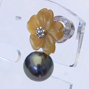 ブローチ 花 パール 真珠 ピンブローチ ラペルピン ブラックパール タヒチ黒蝶真珠 黄蝶貝 フラワー 花モチーフ 送料無料 プレゼント ギフト 自分買い puの画像