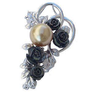 ブローチ 花 パール ブローチ 真珠 ゴールデンパール 南洋白蝶真珠 ゴールド系 10mm 黒蝶貝 薔薇モチーフ 送料無料 プレゼント ギフト ご褒美 自分買い p