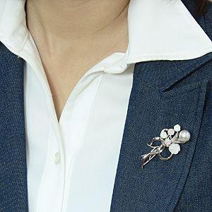 ブローチ 花 パール 真珠 南洋白蝶真珠 ホワイト系 直径10mm 白蝶貝 ピンク貝 薔薇 花モチーフ シルバー 送料無料 フォーマル プレゼント ギフト 自分買い puの画像