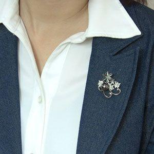 ブローチ 花 真珠パール 兼 ペンダント タヒチ黒蝶真珠 グリーン系 直径10mm 花 黒蝶貝 シルバー 送料無料 フォーマル プレゼント ギフト ご褒美 自分買い puの画像