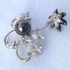 ブローチ 花 真珠パール 兼 ペンダント タヒチ黒蝶真珠 グリーン系 直径10mm 花 黒蝶貝 シルバー 送料無料 フォーマル プレゼント ギフト ご褒美 自分買い puの画像