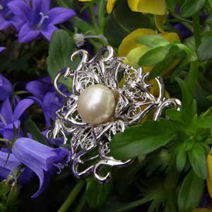 南洋白蝶真珠パールブローチ11mmマルチカラー