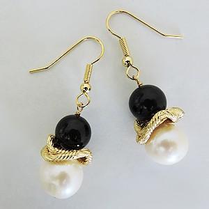 オニキス パール ネックレス ピアス オニキスネックレス オニキスピアス パールネックレス パールピアス 黒メノウ 送料無料 プレゼント ご褒美 自分買い puの画像
