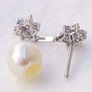 ダイヤモンド ピアス 18金 18k k18 ホワイトゴールド パールキャッチ付 片耳用ピアス ぶら下がり ゆれる 揺れる 送料無料 プレゼント ギフト 自分買い puの画像