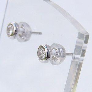 ダイヤモンド ピアス k18 ホワイトゴールド シリコンキャッチ付 送料無料 普段使い ジュエリー 人気 プレゼント ギフト ご褒美 自分買い puの画像