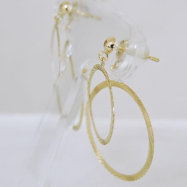 ピアス Wフープデザイン ラディアル加工 キャッチ付 k18 イエロー