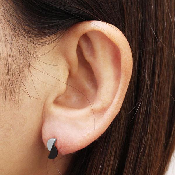 ピアス オニキスピアス オニキス スタッドピアス k18 18k 18金 ホワイトゴールド レディース 送料無料 ジュエリー 人気 プレゼント ギフト 自分買い puの画像