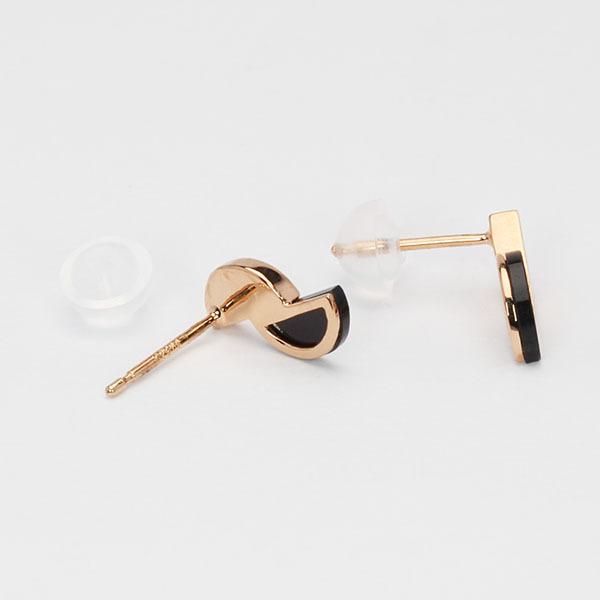 ピアス オニキスピアス オニキス スタッドピアス k18 18k 18金 ピンクゴールド レディース 送料無料 ジュエリー 人気 プレゼント ギフト ご褒美 自分買い puの画像