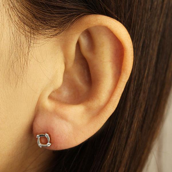 ダイヤモンド ピアス ダイヤピアス スタッドピアス pt900 プラチナ ペア シンプル 送料無料 4月誕生石 プレゼント ギフト ご褒美 自分買い puの画像