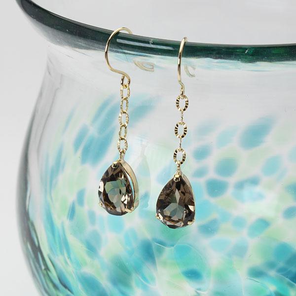 もちこ【希少】MIZUKI ブラックチェーン ゴールドビーズ ロングピアス 楽天市場】K18YG 中空 喜平 ビスマルク チェーン ピアス 【送料無料