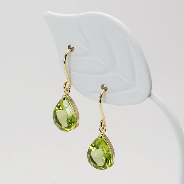 ペリドット ピアス フックピアス k18 18k 18金 イエローゴールド 8月