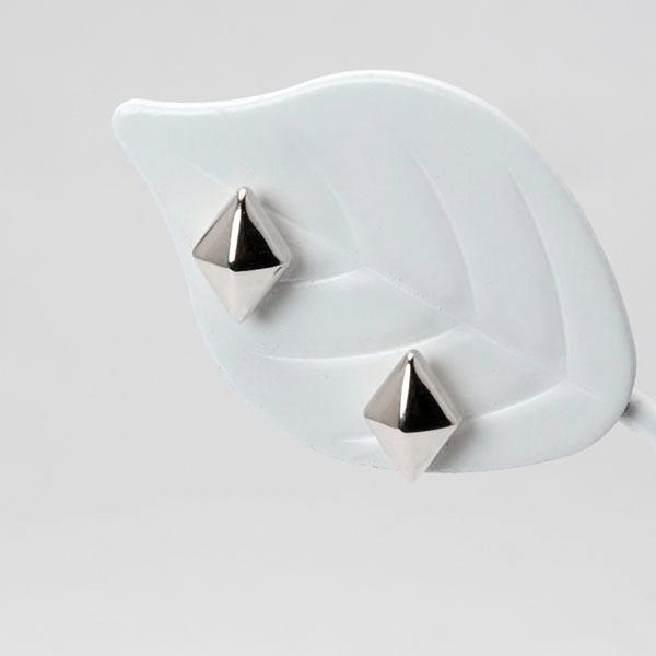 ピアス プラチナ pt900 スタッドピアス ダイヤ ひし形 レディース 地金