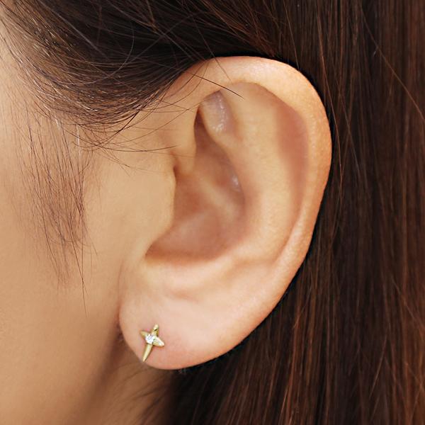 ダイヤモンド ピアス クロスピアス 十字架ピアス スタッドピアス イエローゴールド k18 18k 18金 0.02ct 送料無料 レディース カジュアル 普段使いの画像