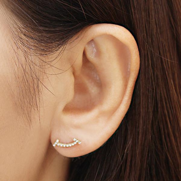 ダイヤモンド ピアス スマイルピアス ダイヤピアス スタッド イエローゴールド k18 18k 18金 0.13ct レディース 送料無料 人気 カジュアル 普段使い puの画像