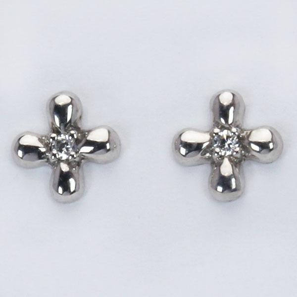 シルバー クロス　ダイヤモンド　ホワイトゴールド　ピアス　スタッドピアス クロス ピアス ダイヤピアス クロスピアス スタッドピアス 十字架