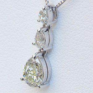 4℃ k18 スリーストーンネックレス K18 スリーストーン ダイヤモンドネックレス Trois lumiere （トロワ