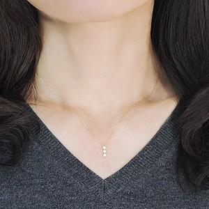 ペンダント ネックレス ダイヤモンド ペンダントネックレス スリーストーン 0.10ct k18 ゴールド 4月誕生石 送料無料 プレゼント ギフト ご褒美 自分買い puの画像