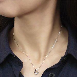 ダイヤモンド 0.07ct ペンダント ネックレス k18 ホワイトゴールド フラワーリース k10 チェーン付 送料無料 プレゼント ギフト ご褒美 自分買い puの画像