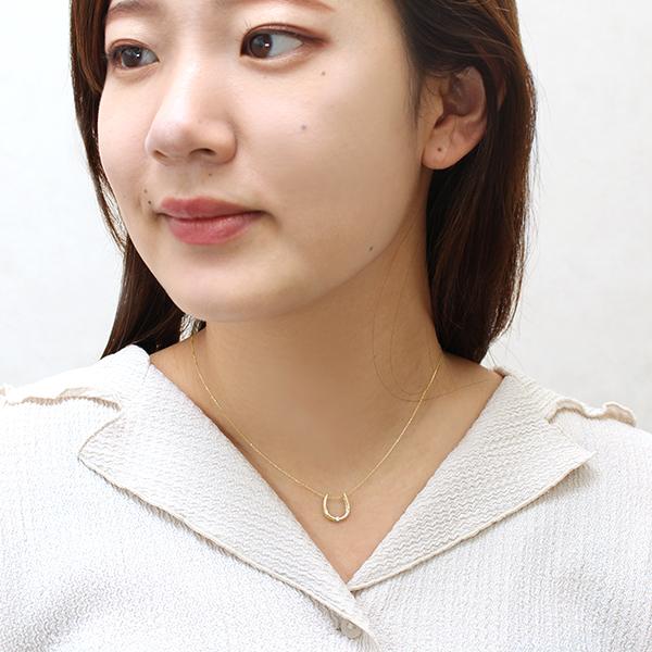 ホースシュー 馬蹄 ダイヤモンド ネックレス 馬蹄ネックレス ダイヤ ペンダント k10 10k 10金 イエローゴールド レディース 送料無料 カジュアル puの画像