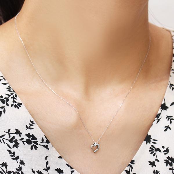 ハート ダイヤモンド ネックレス ハートネックレス ダイヤ ペンダント k18 18k 18金 ホワイトゴールド レディース 送料無料 カジュアル 記念日 プレゼント puの画像