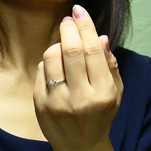 ダイヤモンドリング ピンキーリング リボンモチーフ ダイヤモンド指輪 ダイヤモンド 0.03ct 送料無料 人気 プレゼント ギフト ご褒美 自分買い puの画像
