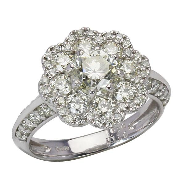 1点限定 特価 センターダイヤモンド 1.00ct〜 脇ダイヤ 計1.15ct pt900