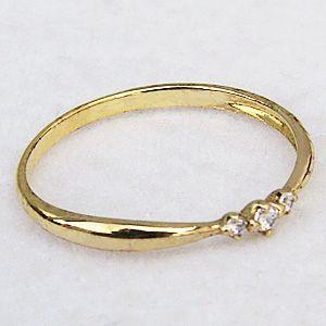 ダイヤモンド リング スリーストーン ゴールド k10 ダイヤモンド 0.04ct 指輪 イエローゴールド 10金 送料無料 プレゼント ギフト ご褒美 自分買い puの画像