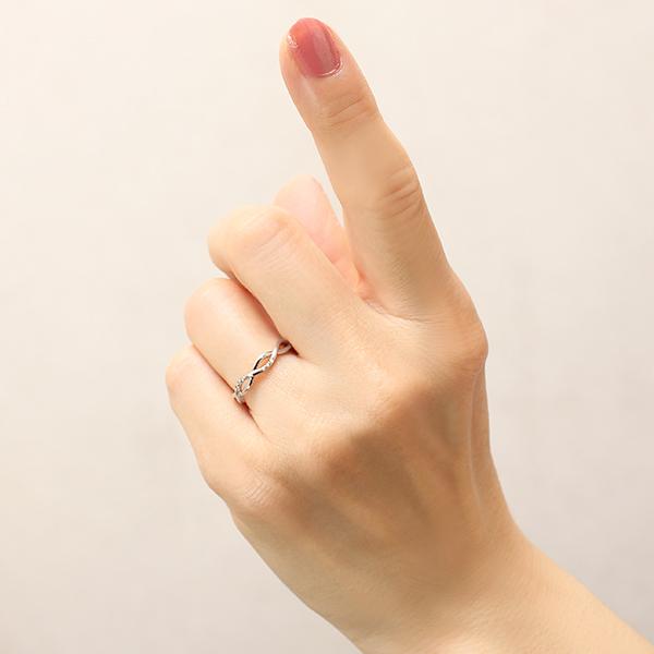 ダイヤモンド リング プラチナ pt900 ダイヤリング ピンキーリング 送料無料 レディース 普段使い カジュアル 4月誕生石 ジュエリー プレゼント ギフト puの画像
