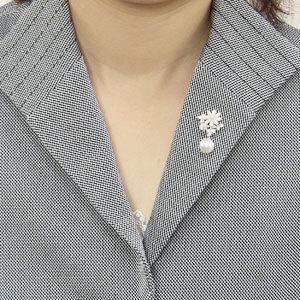 パール ブローチ フォーマル 花 真珠ピンズ メンズ 南洋白蝶真珠 10mm ホワイト系 白蝶貝 花 フラワーモチーフ パール 送料無料 プレゼント ギフト puの画像