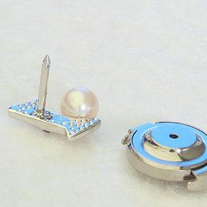 メンズジュエリー 真珠パール ブローチ あこや真珠 k18 ホワイトゴールド メンズ ガーネット 手作り 人気 プレゼント ギフト ご褒美 自分買いの画像