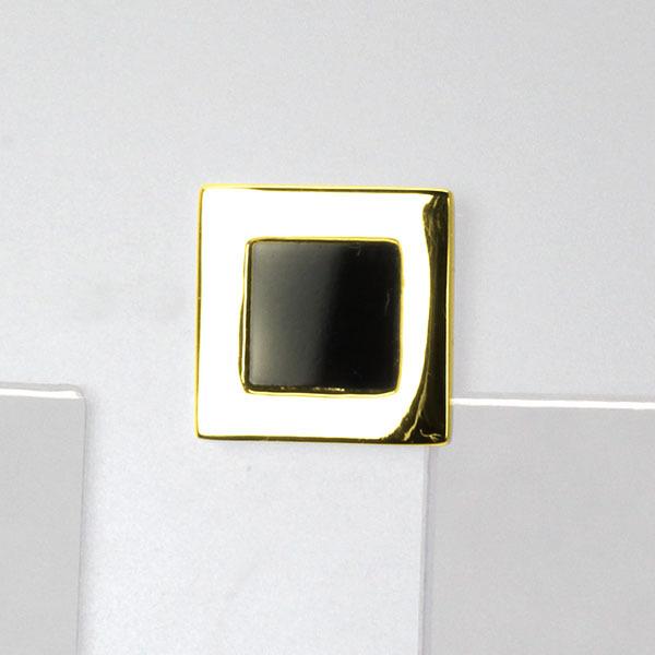 サークルオニキスのゴールド取り巻きスタッドピアス　K18YG サークルオニキスのゴールド取り巻きスタッドピアスK18YG