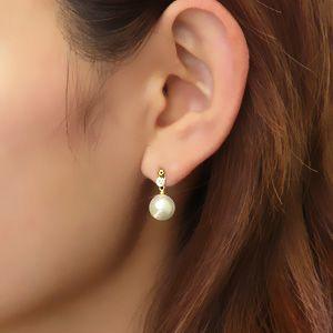 パール ピアス 18金 18k あこや真珠 k18 ゴールド 片耳 ダイヤモンド パーティー ぶら下がり ゆれる 揺れる 送料無料 普段使い プレゼント ギフト puの画像