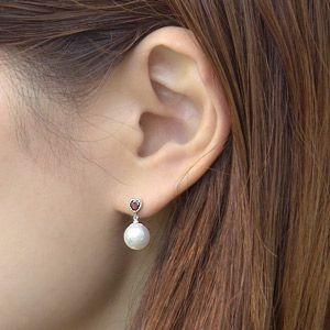 パール ピアス 18金 18k 真珠 ホワイトゴールド ガーネット ガーネット ハートシェイプ 1月誕生石 ゆれる 揺れる 送料無料 プレゼント ギフト 自分買い puの画像