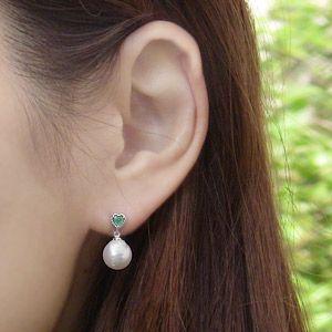 パール ピアス 真珠ピアス k10 10金 10k ホワイトゴールド エメラルドピアス ハート 5月誕生石 6月誕生石 揺れる 送料無料 プレゼント ギフト 自分買い puの画像