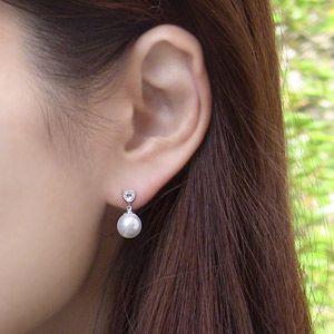 パール ピアス k10 10金 10k 真珠 ホワイトゴールド ムーンストーン ハート ぶら下がり ゆれる 揺れる 送料無料 プレゼント ギフト ご褒美 自分買い puの画像