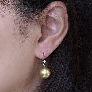 白蝶真珠　南洋白真珠　pearl パール　k18ゴールドピアス　送料込み 楽天市場】K18南洋白蝶真珠ピアス(ナチュラルゴールド)【11mm