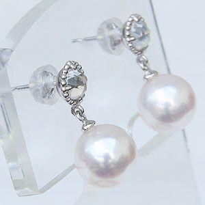 パール ピアス 18金 18k 真珠 あこや本真珠 k18 ホワイトゴールド 径8mm ブルームーンストーン ぶら下がり ゆれる 揺れる 送料無料 プレゼント 自分買い puの画像