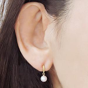 パール ピアス 18金 18k あこや本真珠 k18 シリコンダブルロックキャッチ付 ゴールド 真珠 ぶら下がり ゆれる 揺れる 送料無料 プレゼント ギフト puの画像