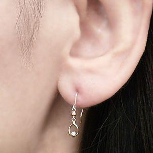 普段使い ダイヤモンド0.02ct k18 ピンクゴールド フックピアス 4月誕生石 アメリカンピアス 一粒ダイヤ 送料無料 プレゼント ギフト ご褒美 自分買いの画像