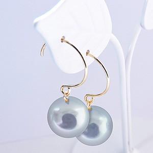 パール ピアス 18金 18k 普段使い フープ 南洋白蝶真珠 10mm k18 ゴールド 外径12mm ゆれる ぶら下がり 送料無料 品質保証書付 プレゼント ギフト puの画像
