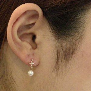 パールピアス 18金 パール ピアス 18k あこや本真珠 ダイヤモンド 5mm k18 ホワイトゴールド クロス ゆれる 揺れる 送料無料 プレゼント ご褒美 自分買い puの画像
