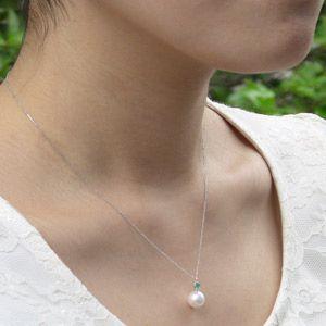 真珠 パール ペンダント あこや本真珠 エメラルド アズキチェーン 5月