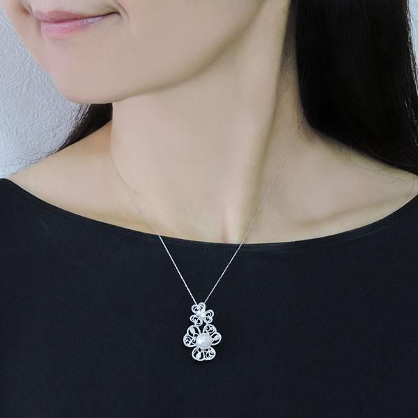 真珠 ネックレス パール フラワーモチーフ あこや本真珠 0.13ct