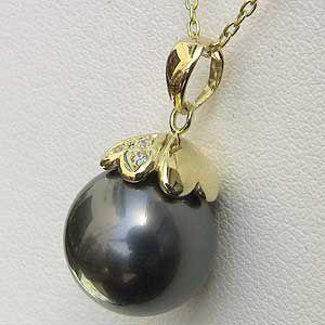 18金】黒蝶真珠ペンダントトップ ダイヤ0.02ct付き K18