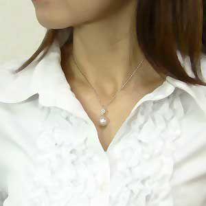 南洋真珠とダイヤモンドのペンダントネックレス 星影】ゴールデンパール(南洋真珠) ダイヤモンド K18 イエローゴールド